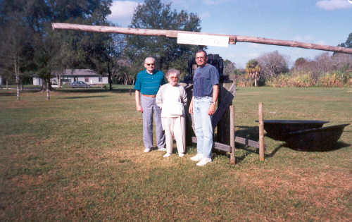  Dad, Mom & Joel Florida
CLICK TO ENLARGE PHOTO